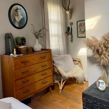 De Charme Avec Jardin A Ferienhaus Paris