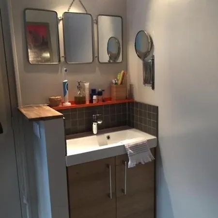De Charme Avec Jardin A Ferienhaus Paris