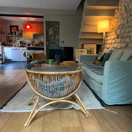 De Charme Avec Jardin A Ferienhaus *